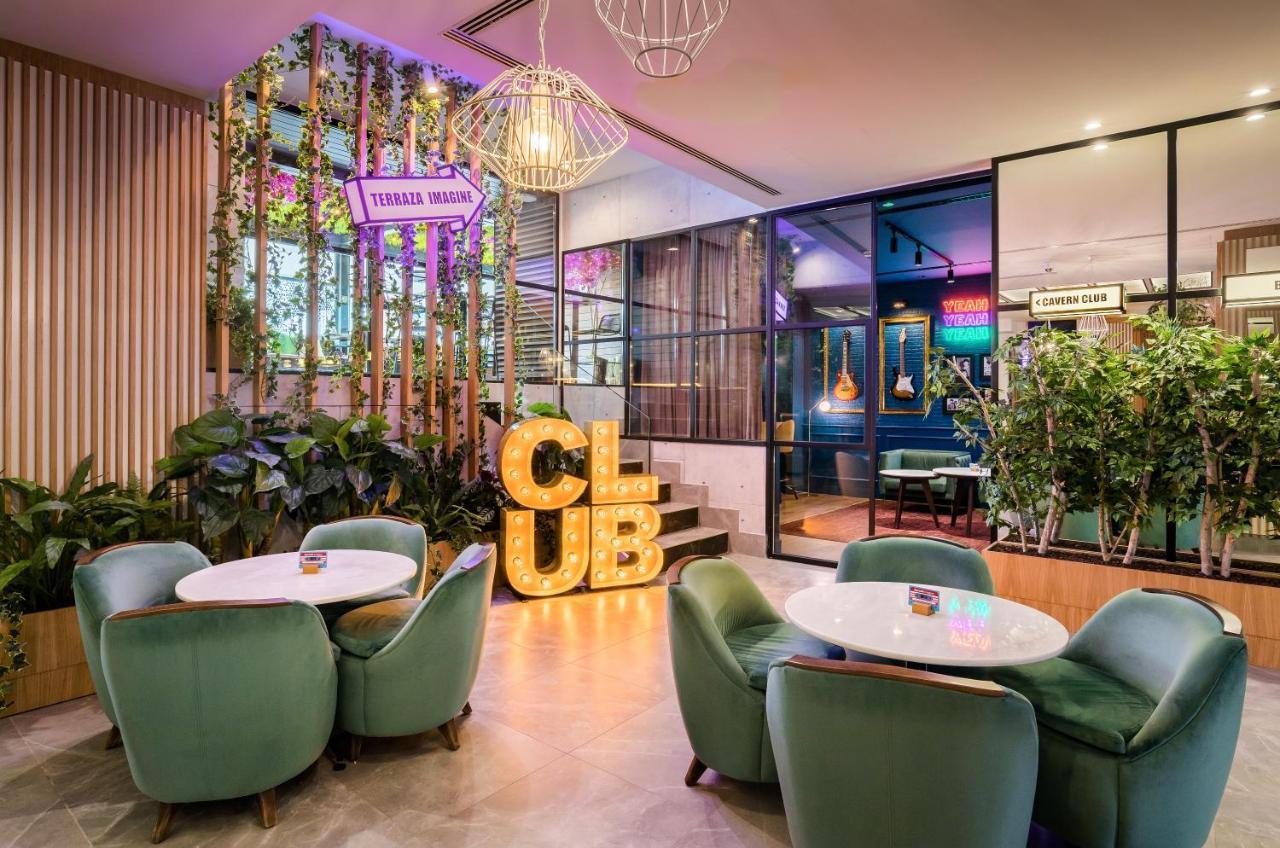 Barcelo Imagine Hotel Madrid Exterior photo Club Lounge at KLIA