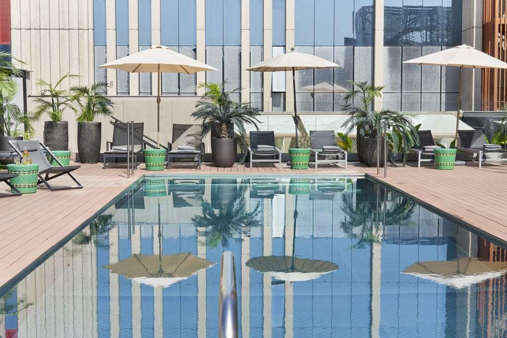 Barcelo Imagine Hotel Madrid Facilities photo The pool at the hotel