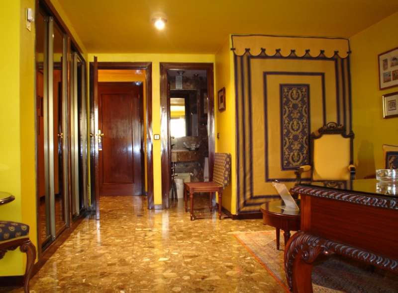Barcelo Imagine Hotel Madrid Interior photo A room at the hotel