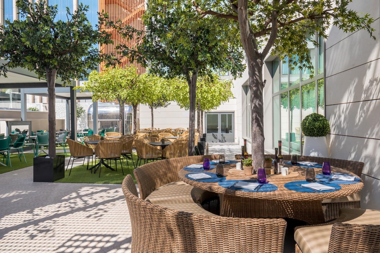 Barcelo Imagine Hotel Madrid Exterior photo The Garden