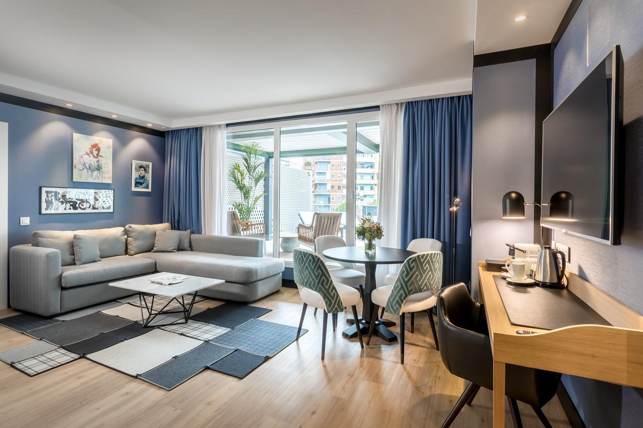 Barcelo Imagine Hotel Madrid Exterior photo A typical room at the hotel